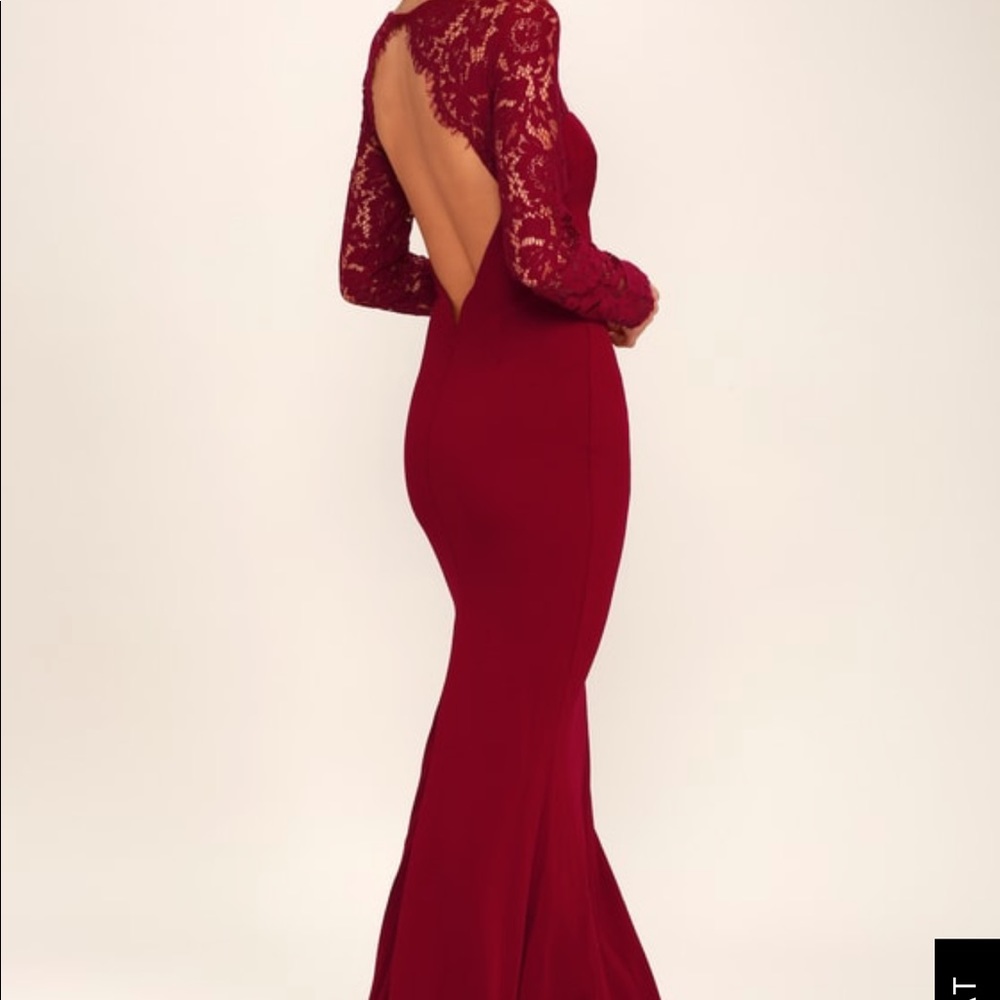 Lace low back fitted dress